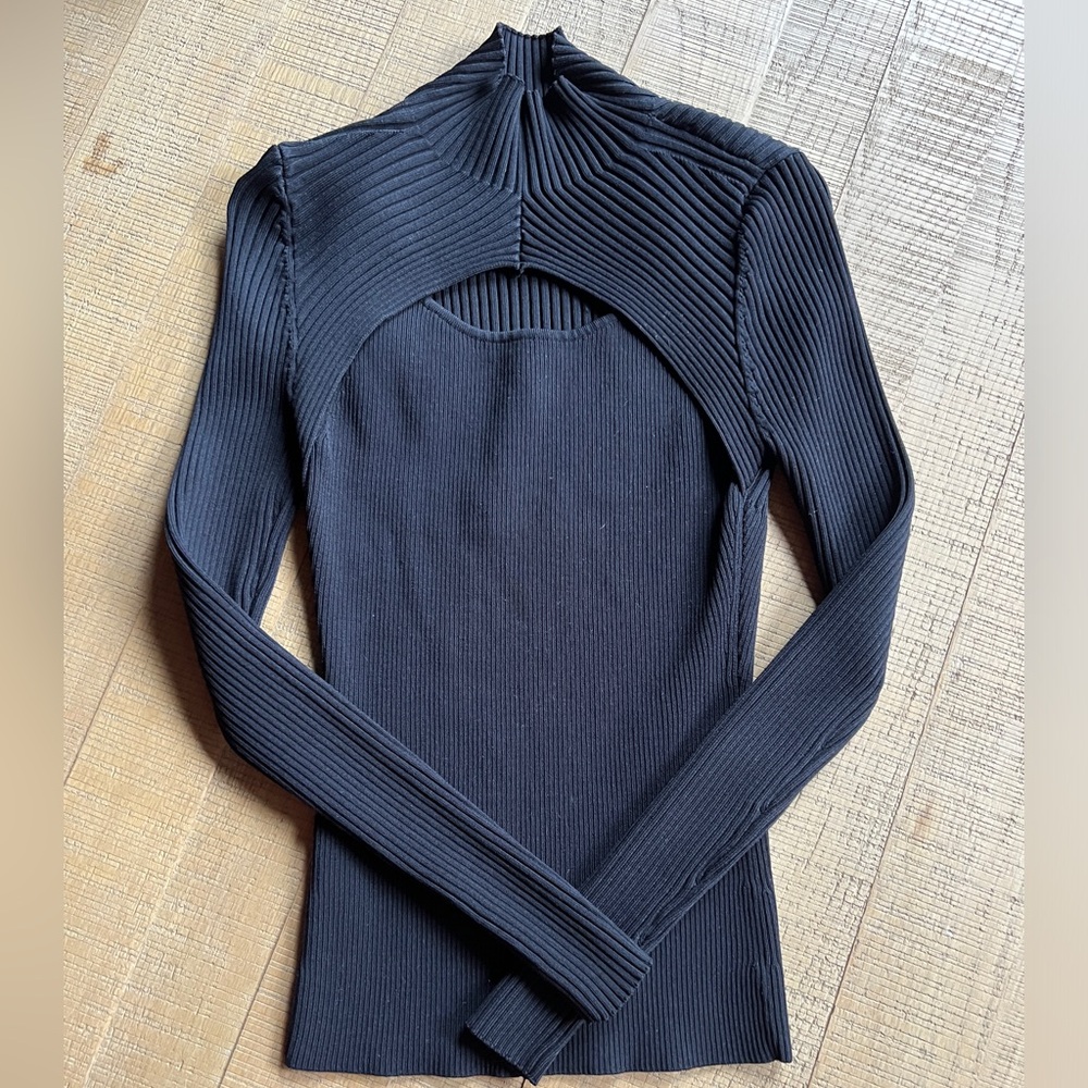 WHBM Long Sleeve Cutout Mockneck Ribbed Top